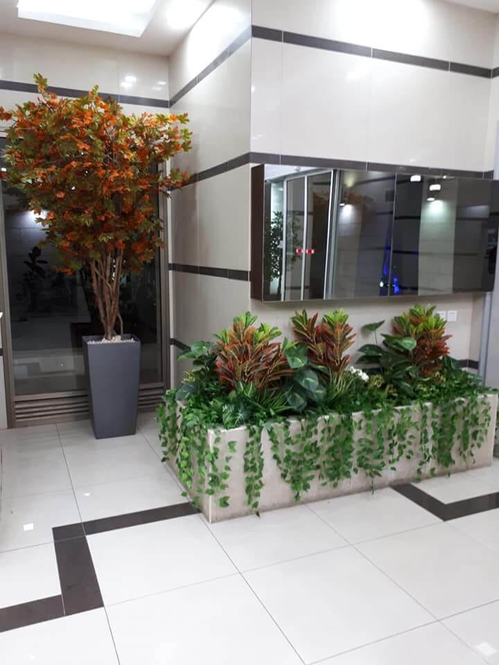 צמחיה מלאכותית לבניין